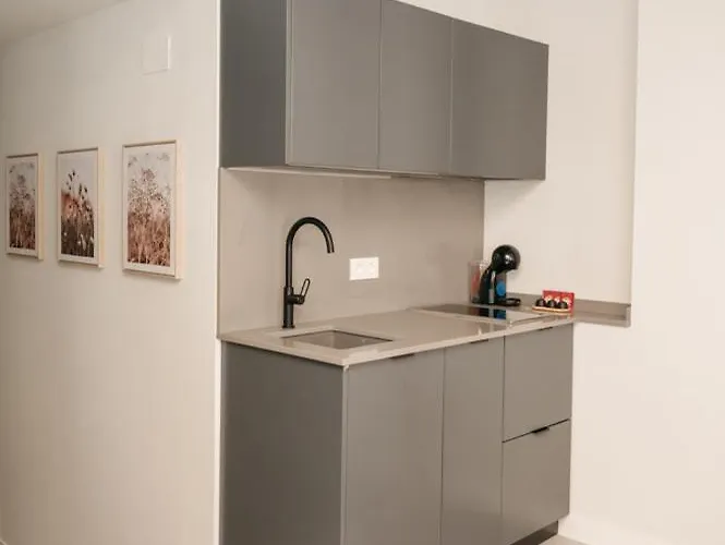 Alessia Homes By Dreaming 2 דירה גרנדה